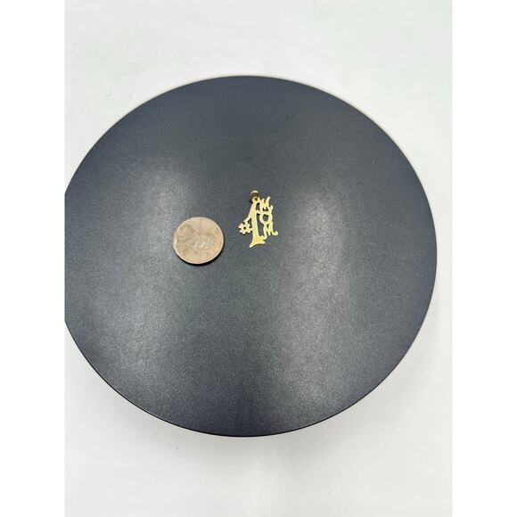 AJ 14K Yellow Gold .45 #1 MOM Vintage Charm Pendant Special Gift - Picture 7 of 8